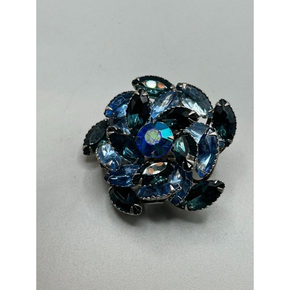 Vintage Layered Rhinestones Brooch Dark Blue Glass Stone Silver Tone Setting - Picture 8 of 9